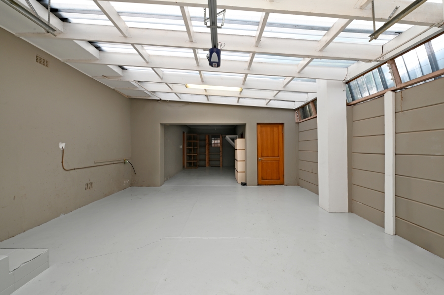 3 Bedroom Property for Sale in Bergvliet Western Cape
